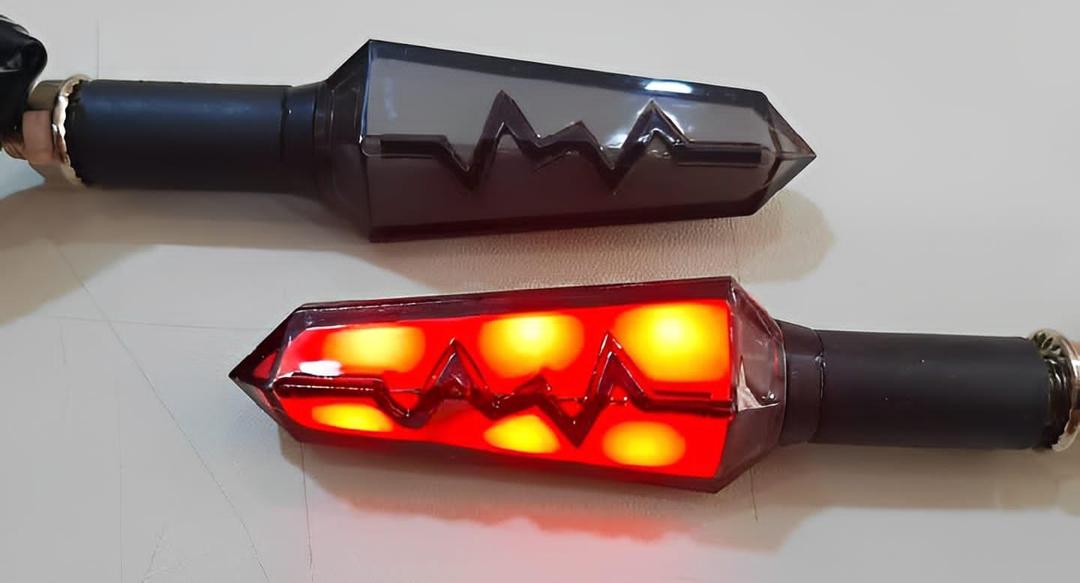 Pack of 2 Heartbeat LED Indicators for Bikes – Universal Fitting Trend Nexus