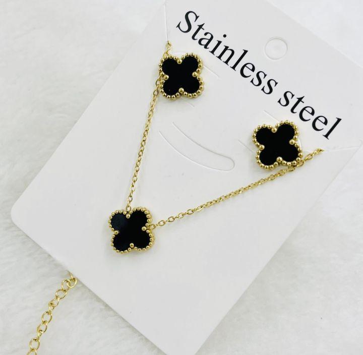 Two Side Clover Pendant Trend Nexus