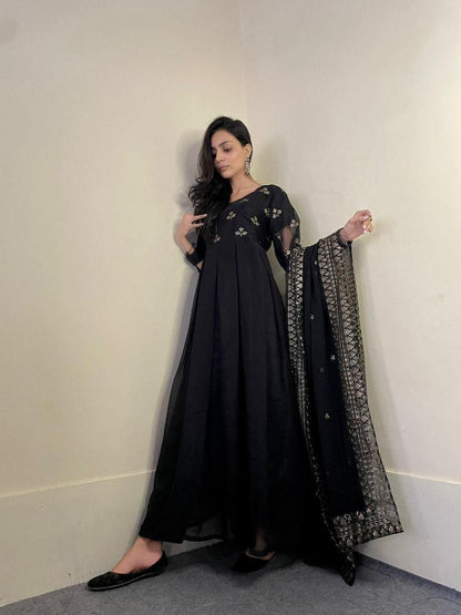 3 Pcs Women's Stitched Chiffon Embroidered Maxi Trend Nexus