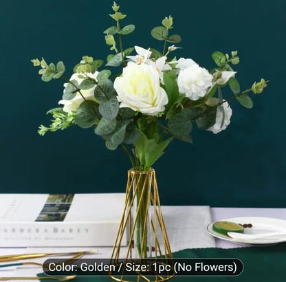 Aurora™ Golden Geometric Desktop Vase – Modern Decorative Accent (1 Pc) Trend Nexus