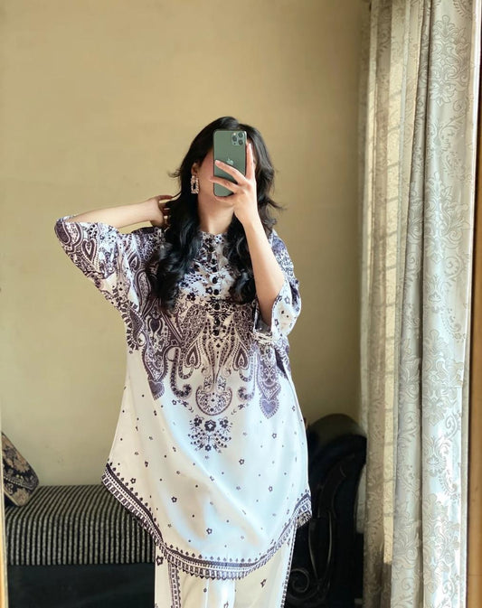 Women’s Swiss Lawn Printed 2-Piece Suit – Shirt & Trouser